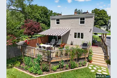 16 Quaker Lane, Waterford, CT 06375 - Photo 3