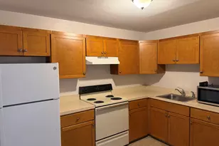 4 Bridge St, New Hartford, CT 06057 - Photo 3
