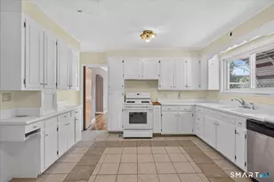 39 Lincoln St, West Haven, CT 06516 - Photo 7