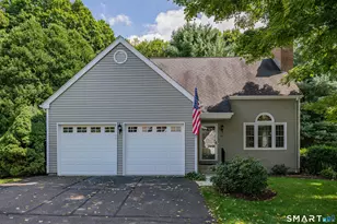 25 Woodbury Hl, Woodbury, CT 06798 - Photo 1