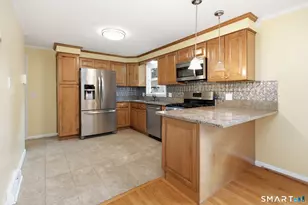 74 Live Oaks Rd, Milford, CT 06460 - Photo 9