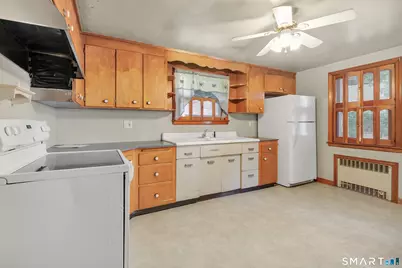 50 Sheffield Lane, Naugatuck, CT 06770 - Photo 11