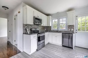 118 Bryden Terrace, Hamden, CT 06517 - Photo 7
