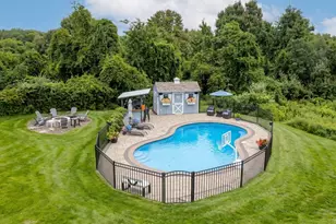 25 Bonnie Vu Ln, New Milford, CT 06776 - Photo 5