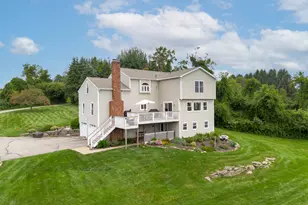 25 Bonnie Vu Ln, New Milford, CT 06776 - Photo 3