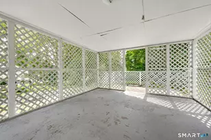 114 Pine Hill Ave, Stamford, CT 06906 - Photo 9
