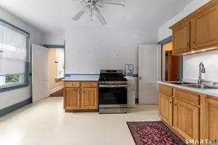 785 Corbin Ave, New Britain, CT 06052 - Photo 5