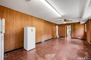 130 Country Ln, East Hartford, CT 06118 - Photo 21