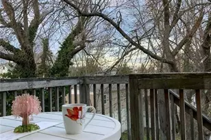39 Rogers St, Branford, CT 06405 - Photo 9