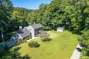 14 Wagon Rd, Bethel, CT 06801 - Photo 7