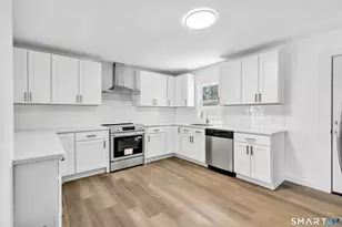 59 Lenox Ave, Stratford, CT 06615 - Photo 3