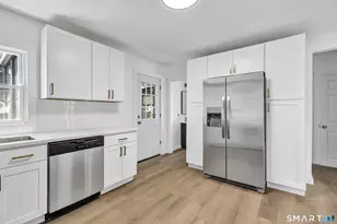 59 Lenox Ave, Stratford, CT 06615 - Photo 5