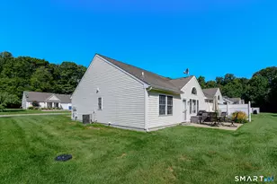 21 River Walk Dr, Brooklyn, CT 06234 - Photo 9