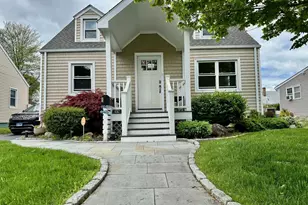 33 Emerson St, Norwalk, CT 06855 - Photo 1