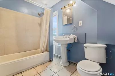 124 Cleveland Avenue, Bridgeport, CT 06605 - Photo 25