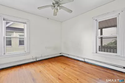 124 Cleveland Avenue, Bridgeport, CT 06605 - Photo 17
