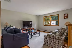 11 Woodside Dr, Branford, CT 06405 - Photo 15