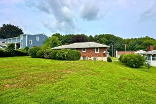 307 Highland Dr, Waterbury, CT 06708 - Photo 39