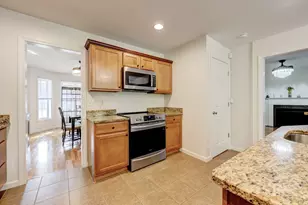 839 Palisado Ave, Windsor, CT 06095 - Photo 17