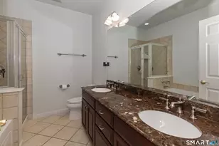 10 Dogwood Ct, Middlebury, CT 06762 - Photo 9