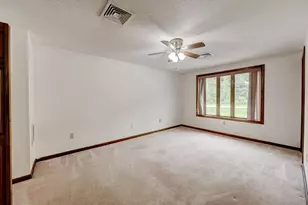 257 Sabin St, Putnam, CT 06260 - Photo 17