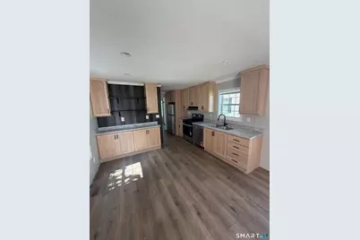 435 High Street #33, Groton, CT 06355 - Photo 3
