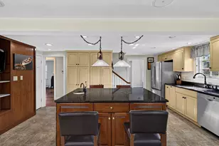 18 Shepard St, Old Saybrook, CT 06475 - Photo 17