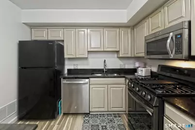 21 Harbour Close #A-21, New Haven, CT 06405 - Photo 17