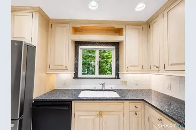 17 Marion Drive, East Lyme, CT 06333 - Photo 9