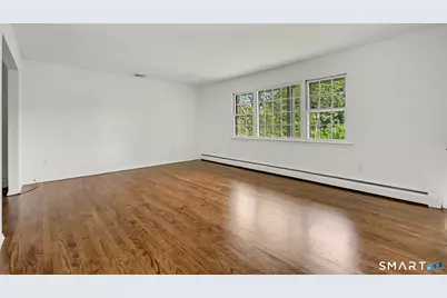 11 Lycett Court, Norwalk, CT 06850 - Photo 3