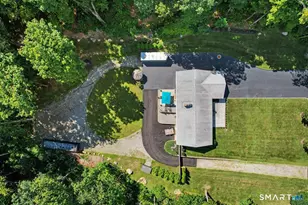 48 Mulberry Rd, Woodbridge, CT 06525 - Photo 3