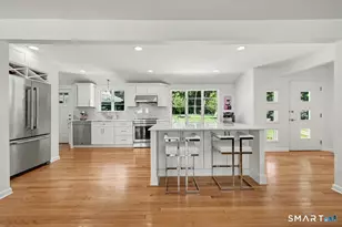 48 Mulberry Rd, Woodbridge, CT 06525 - Photo 5