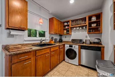 1660 Farmington Avenue #2, Farmington, CT 06085 - Photo 5