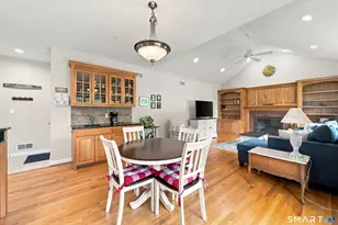 4 Charles Ct, Suffield, CT 06078 - Photo 5