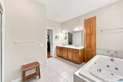 4 Charles Court #4, Suffield, CT 06078 - Photo 17