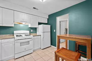 55 Thompson St, East Haven, CT 06513 - Photo 3