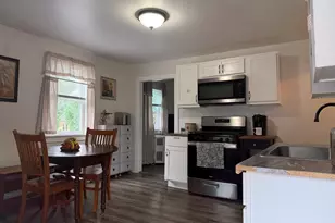 86 Chestnut St, Windham, CT 06226 - Photo 9