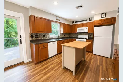 253 Great Plain Road, Danbury, CT 06811 - Photo 9