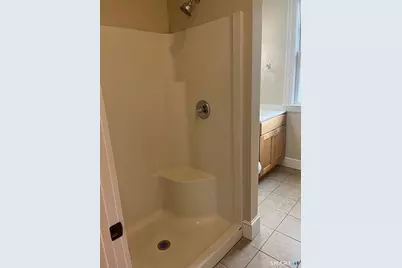 217 Beacon Street, Hartford, CT 06105 - Photo 11