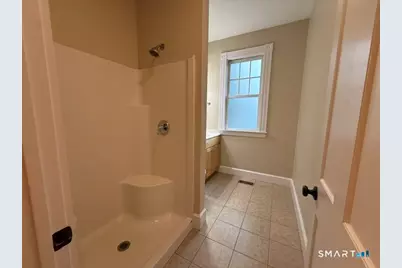 217 Beacon Street, Hartford, CT 06105 - Photo 11