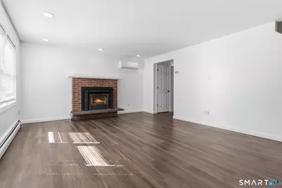19 Kent Court, Middletown, CT 06457 - Photo 3