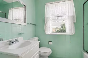 28 Houston Terrace, Stamford, CT 06902 - Photo 17