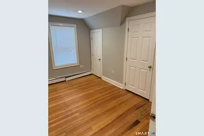 217 Park Road #3rd FL, West Hartford, CT 06119 - Photo 7