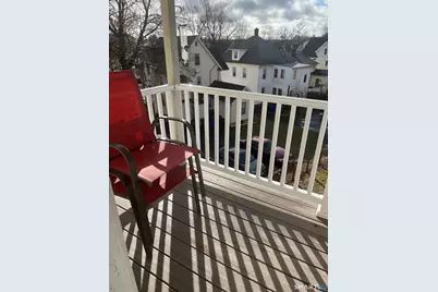 217 Park Road #3rd FL, West Hartford, CT 06119 - Photo 13