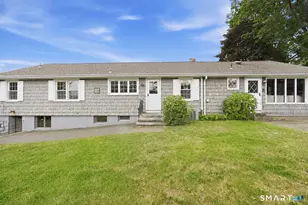 100 Crofton St, New Haven, CT 06513 - Photo 5