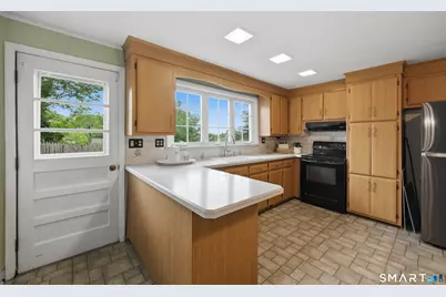 100 Crofton Street, New Haven, CT 06513 - Photo 13