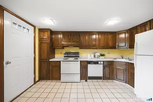 100 Crofton St, New Haven, CT 06513 - Photo 25