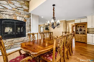 36 Shadows End Ln, Milford, CT 06460 - Photo 11