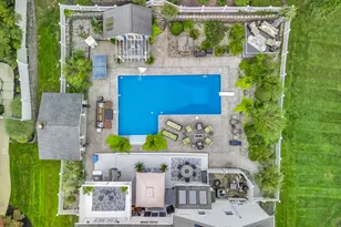 36 Shadows End Ln, Milford, CT 06460 - Photo 1