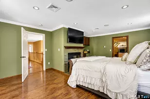 36 Shadows End Ln, Milford, CT 06460 - Photo 19